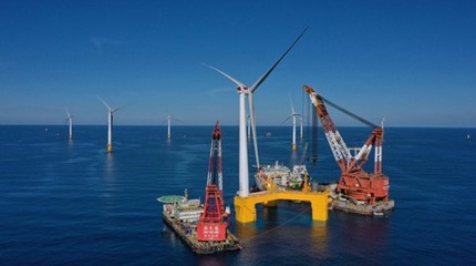 推动能源转型 海上风电大步向前